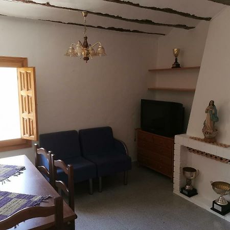 Casa Rural Y Albergue Tormon Eksteriør bilde