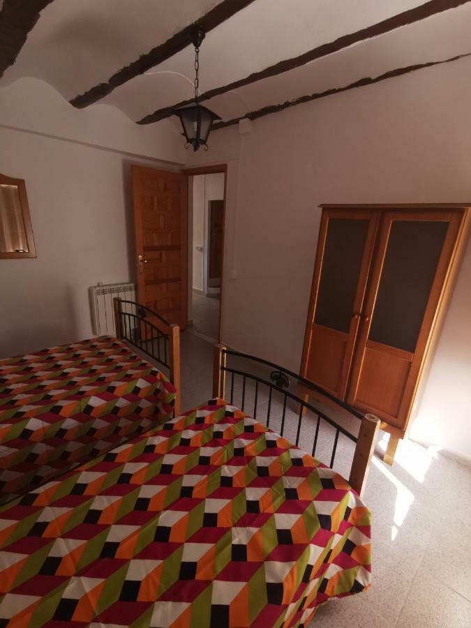 Casa Rural Y Albergue Tormon Eksteriør bilde