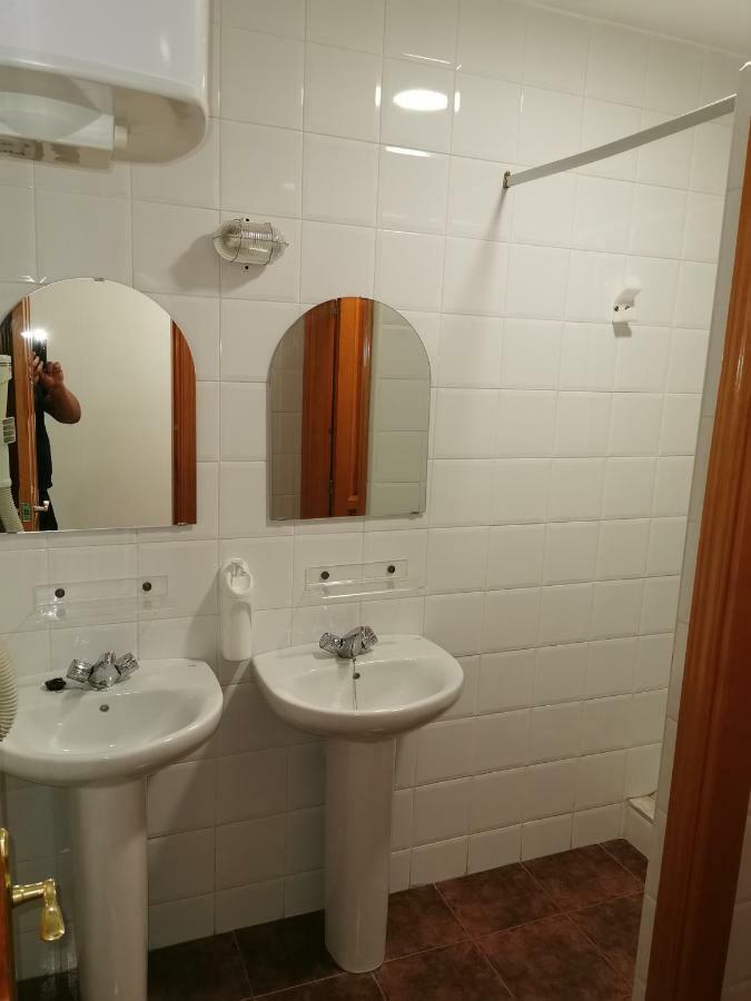 Casa Rural Y Albergue Tormon Eksteriør bilde